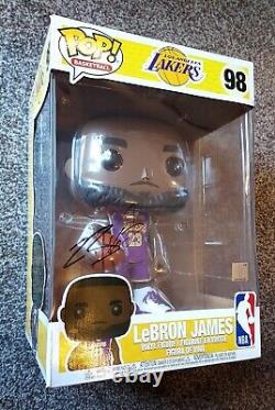 Funko Pop! NBA LA Lakers 10 Inch Signed 23 Lebron James Purple Jersey #98 Mint